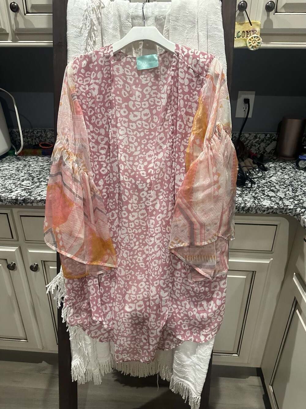 J Jordan Kimono Size M/L Pink White Leopard Print Bell Sleeve